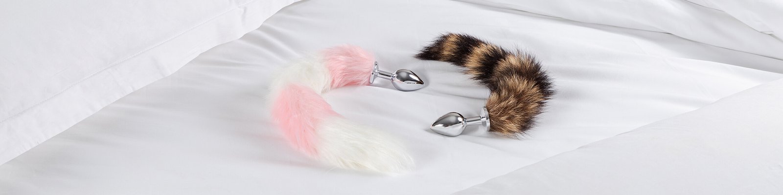 Realistic Tail Banner